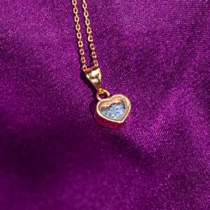 Precious Dust Line – Sapphire Small Heart Necklace – H8187