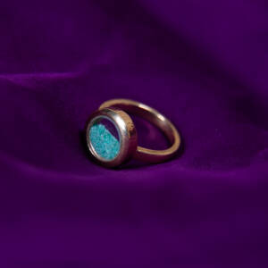 Precious Dust Line – Ring Emerald – H8220